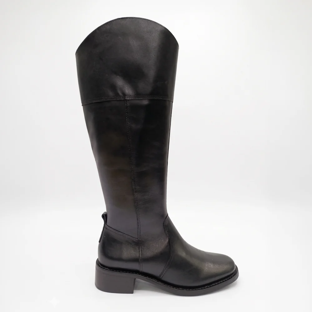 BOTA CARLA NEGRO